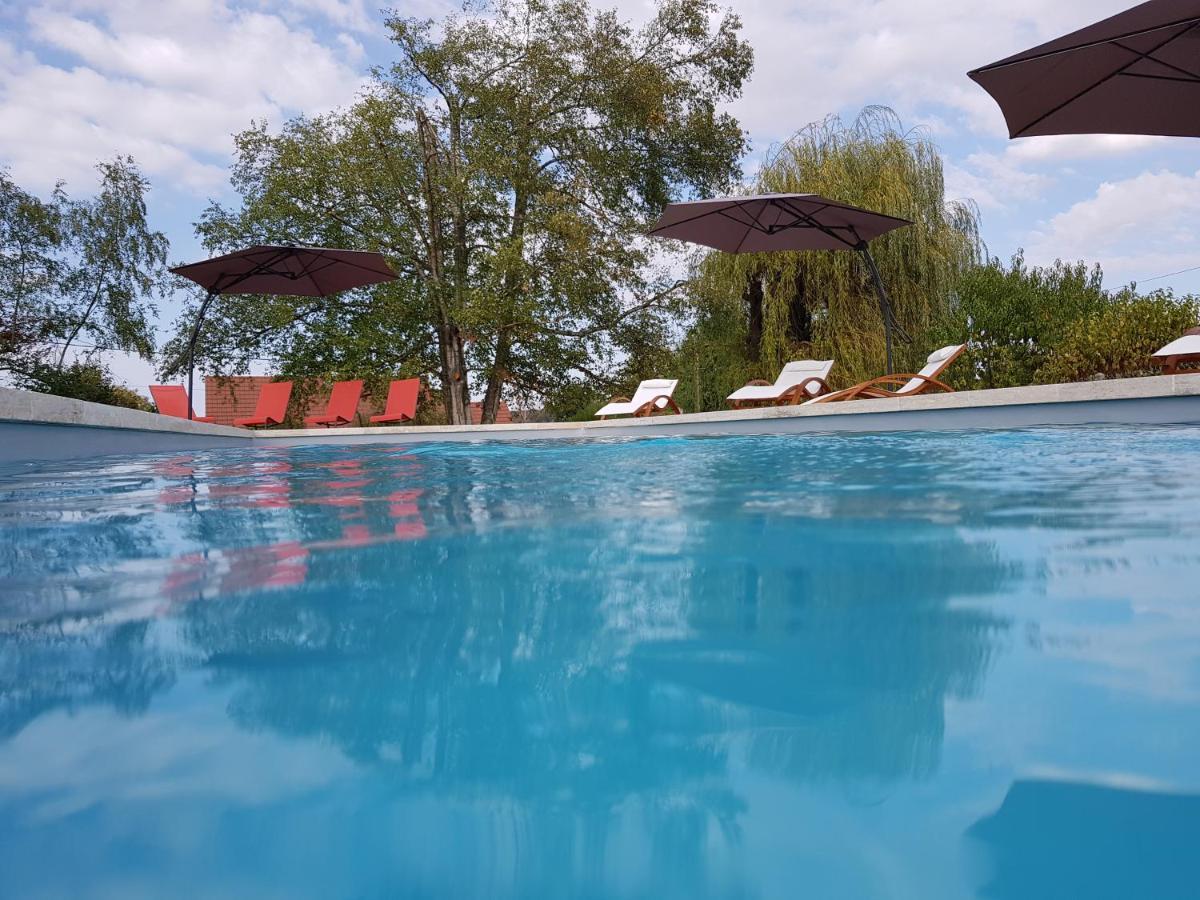 Au Soleil D'Or Hotel Pontaubert Kültér fotó
